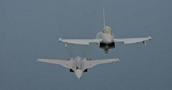 Indradhanush exercise - IAF's Sukhoi and RAF's Eurofighter Typhoon side-by-side
