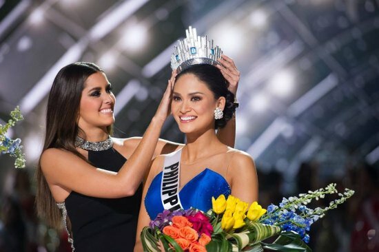 Miss Universe 2015 Epic Gaffe! Wrong Country Crowned Miss Universe in the Live Show Miss Philippines - the real and final winner of Miss Universe 2015 being crowned at the event in Las Vegas