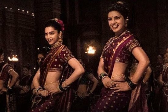 Pinga song from Bajirao Mastani featuring Priyanka and Deepika in their Maharashtrian glory